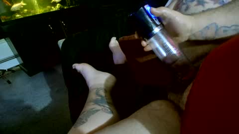 Snapshot of z0rl0c chatting on 03.08.25 Z0RL0C online show from 03.08.25