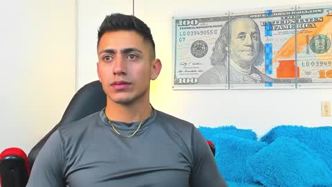 zachpri20 online show from 01.04.25