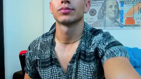 zachpri20 online show from 01.07.25