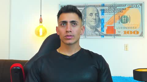 zachpri20 online show from 01.18.25