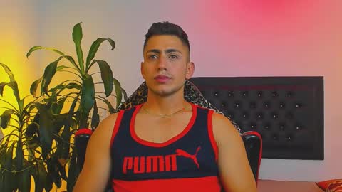 zachpri20 online show from 12.05.25