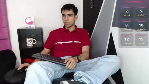 Snapshot of zack_xtreme chatting on 10.17.25 Xavi online show from 10.17.25