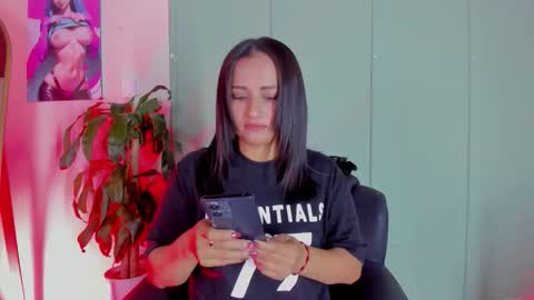 Zafiro Brown online show from 09.24.25