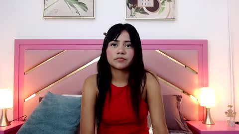 Snapshot of zaira_angel chatting on 02.25.25 Zaira Angel online show from 02.25.25