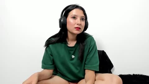 Snapshot of zammii69 chatting on 10.11.25 zammii69 online show from 10.11.25