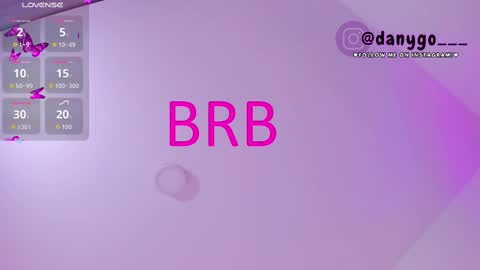 Snapshot of zarianaevanz chatting on 09.12.25 Zariana online show from 09.12.25