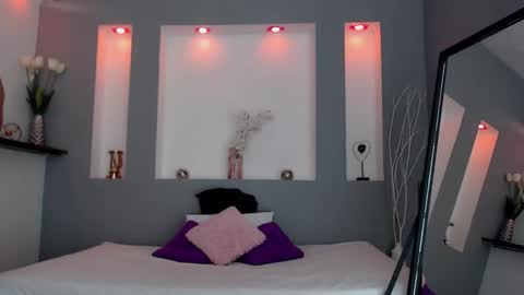 Karolyne online show from 09.15.25