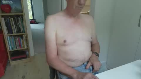 Snapshot of zeep16 chatting on 09.09.25 zeep16 online show from 09.09.25