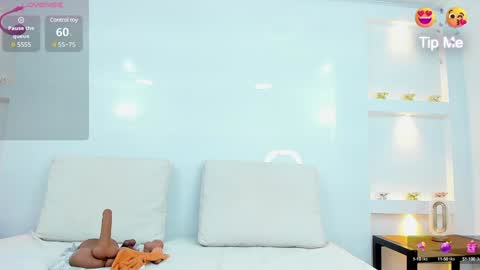 Zenda Evans online show from 01.28.25