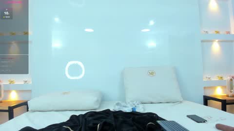 Zenda Evans online show from 01.29.25