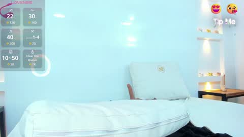 Zenda Evans online show from 01.29.25