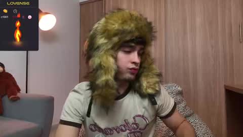 Snapshot of zenn_rush chatting on 01.03.25 Zenn online show from 01.03.25