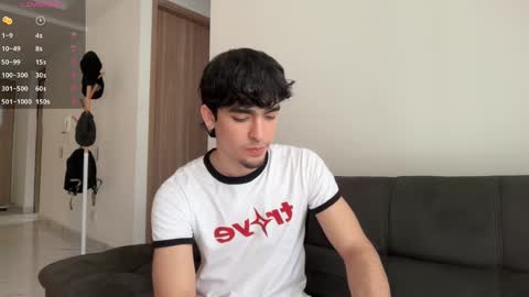 Snapshot of zenn_rush chatting on 09.15.25 Zenn online show from 09.15.25