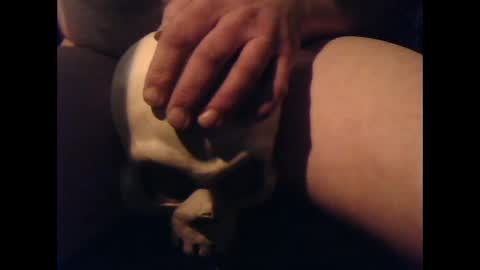 Snapshot of zeroandhero chatting on 02.10.25 zero online show from 02.10.25