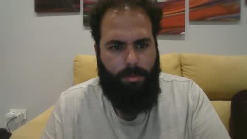 Snapshot of zeusateneo chatting on 02.10.25 Zeus online show from 02.10.25