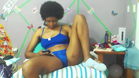 Snapshot of zharick_smithx chatting on 12.03.24 zharick online show from 12.03.24