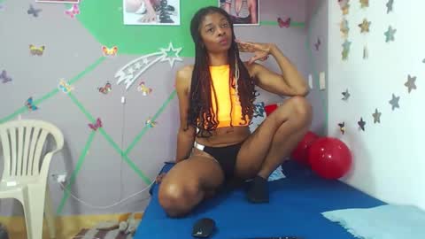 Snapshot of zharick_smithx chatting on 02.26.25 zharick online show from 02.26.25