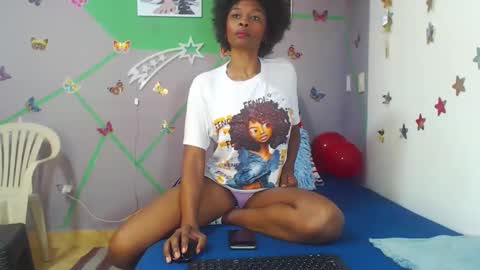 Snapshot of zharick_smithx chatting on 03.05.25 zharick online show from 03.05.25