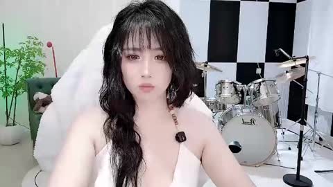Snapshot of zhen0 chatting on 10.06.25 zhen online show from 10.06.25