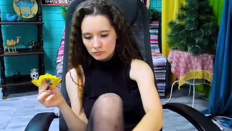 Snapshot of zianichols chatting on 01.17.25 zianichols online show from 01.17.25