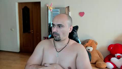 Snapshot of ziesh chatting on 09.19.25 Ziesh online show from 09.19.25