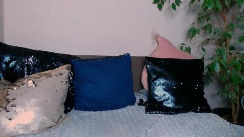 Snapshot of zinacorleone chatting on 02.19.25 zinacorleone online show from 02.19.25