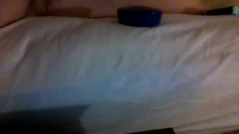 Snapshot of znsecretz3 chatting on 11.08.25 I like Tokens too online show from 11.08.25