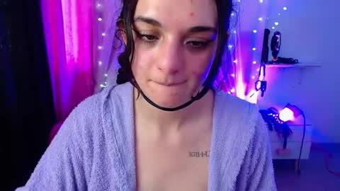 Snapshot of zoe_0111 chatting on 01.17.25 zoe_0111 online show from 01.17.25