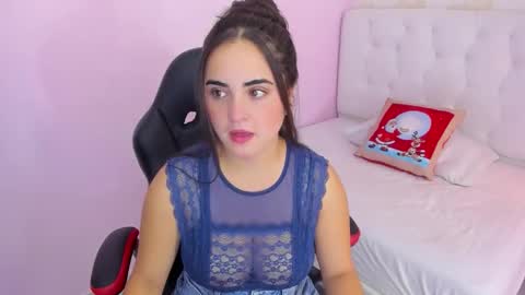 ZOE  online show from 12.02.25