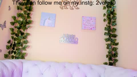 Snapshot of zoe_kravitx chatting on 12.10.24 CAMILA online show from 12.10.24