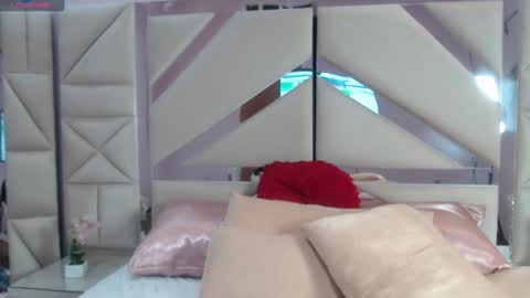 CAMILA online show from 01.08.25