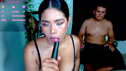 Snapshot of zoe_latin4 chatting on 12.04.25 zoe_latin4 online show from 12.04.25