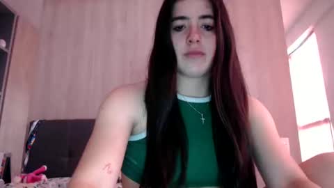 Snapshot of zoe_mill33r chatting on 12.02.24 Zoe online show from 12.02.24