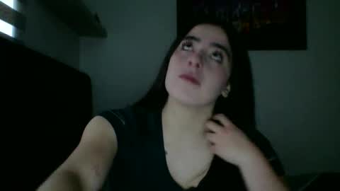 Snapshot of zoe_mill33r chatting on 11.09.25 Zoe online show from 11.09.25