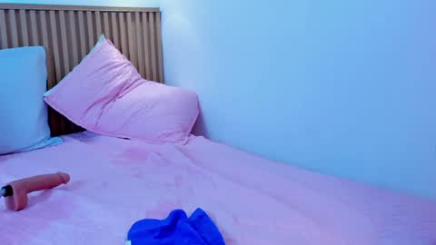 Zoe online show from 12.14.24