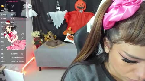 Snapshot of zoe_sullivan_ chatting on 10.17.25 zoe_sullivan_ online show from 10.17.25