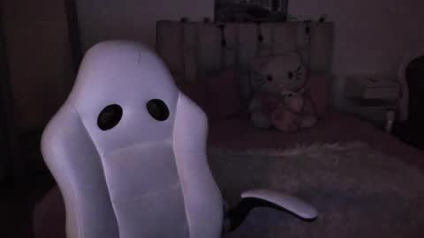 Snapshot of zoe_turnner_18 chatting on 11.19.25 Zoe online show from 11.19.25