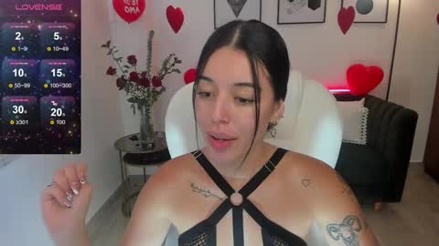 Snapshot of zoee_jackson chatting on 02.17.25  zoee jackson online show from 02.17.25