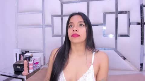 ZoeSwam online show from 02.10.25