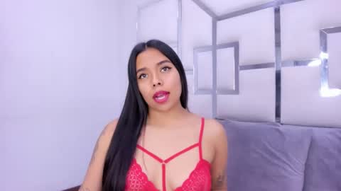 ZoeSwam online show from 02.14.25