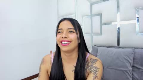 ZoeSwam online show from 02.22.25