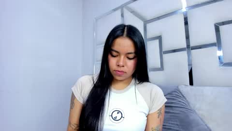 ZoeSwam online show from 10.11.25