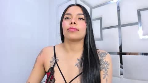 ZoeSwam online show from 11.18.25