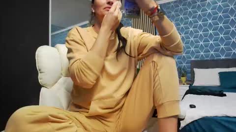 Zoey online show from 11.04.25