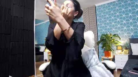 Zoey online show from 11.27.25