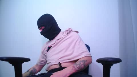 zoro_roronoa96 online show from 10.17.25