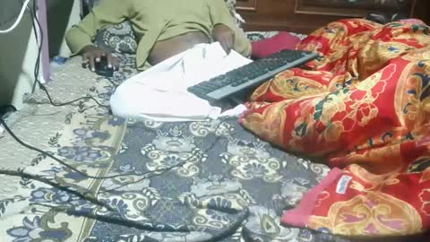 Snapshot of zoyakhan803 chatting on 02.14.25 zoyakhan803 online show from 02.14.25