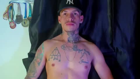 Snapshot of zyongarcia2020 chatting on 12.27.24 zyon garcia online show from 12.27.24