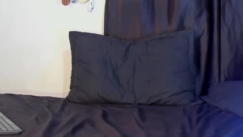 Snapshot of zyongarcia2020 chatting on 02.23.25 zyon garcia online show from 02.23.25