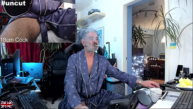 OnlineBossUK online show from 10.19.25